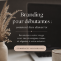 Femme entrepreneure travaillant sur son branding avec un ordinateur