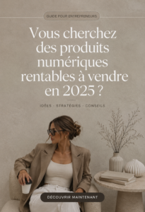 Une femme souriante réfléchissant à des produits numériques à vendre en 2025.
