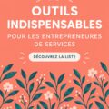 Femme moderne avec ordinateur et outils de gestion d'entreprise